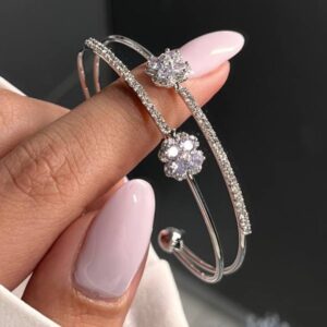 Bracelet Manchette Double-Ligne pour Femme, Orné de Pierres Complètes avec Motif Floral