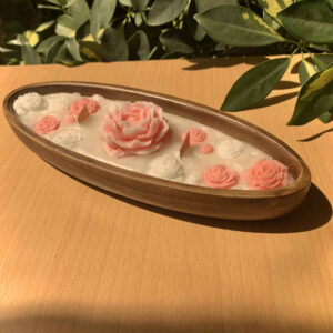Bougie Aromatique en Pot Bois – Parfaite pour Cadeau ou Décoration avec Motif Fleur