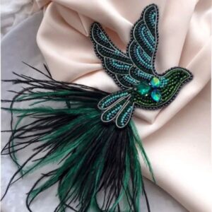 Broche en forme d’oiseau – l’élégance de la nature en bijou