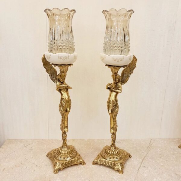 Bougeoir en bronze, design ange avec base carrée