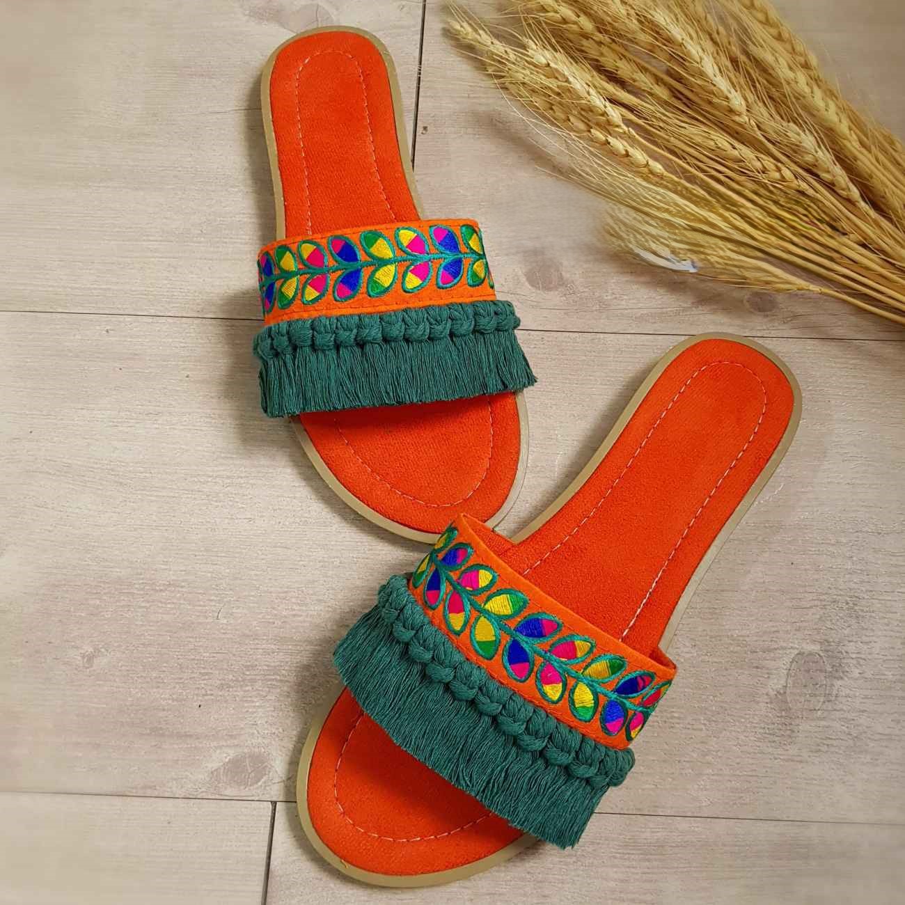 Chausson d’Intérieur Macramé Brodé pour Femmes – Doux et Fait Main avec Motif Feuille