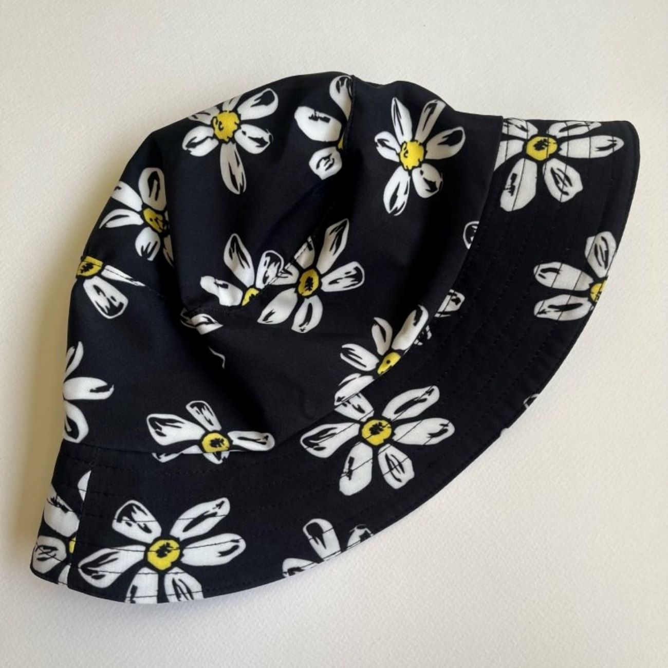 Chapeau Bob Pliable – Idéal pour Voyageurs et Styles de Vie Nomades