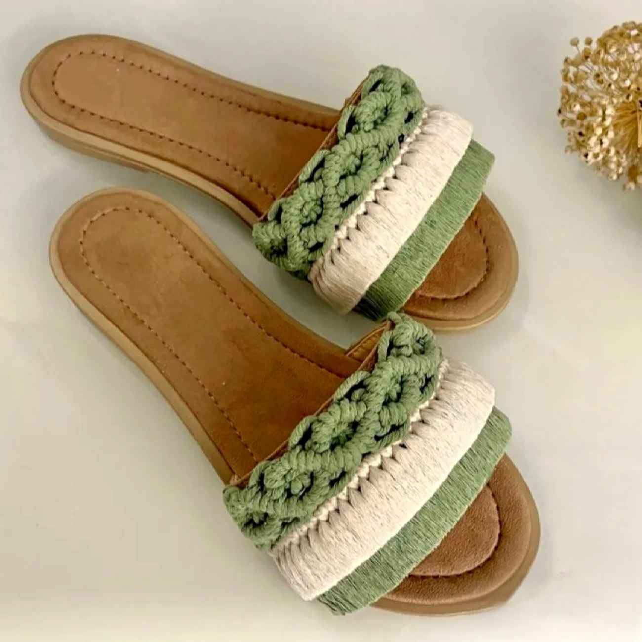 Chaussons en Macramé Légers et Flexibles – Élégants pour Recevoir à la Maison