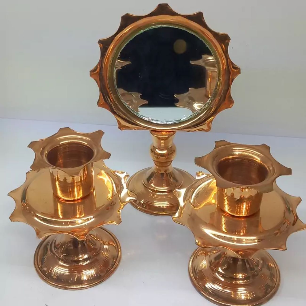 Miroir avec Deux Petits Bougeoirs en Cuivre, Hauteur 15 cm