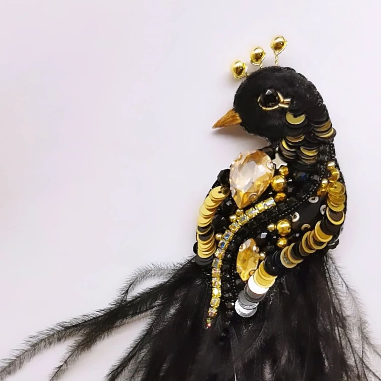 Broche oiseau du paradis – apportez la nature à votre revers