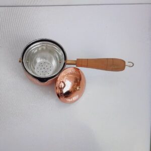Infuseur à thé en cuivre à motif avec poignée en bois