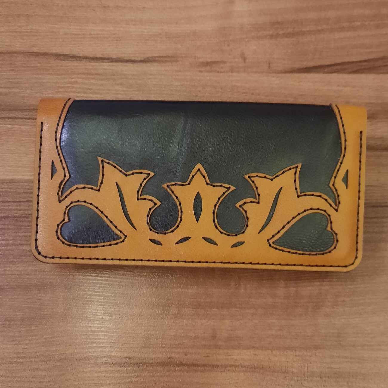 Portefeuille Homme Rustique en Cuir Fait Main – Coutures à la Main, Adapté à l’Usage Quotidien