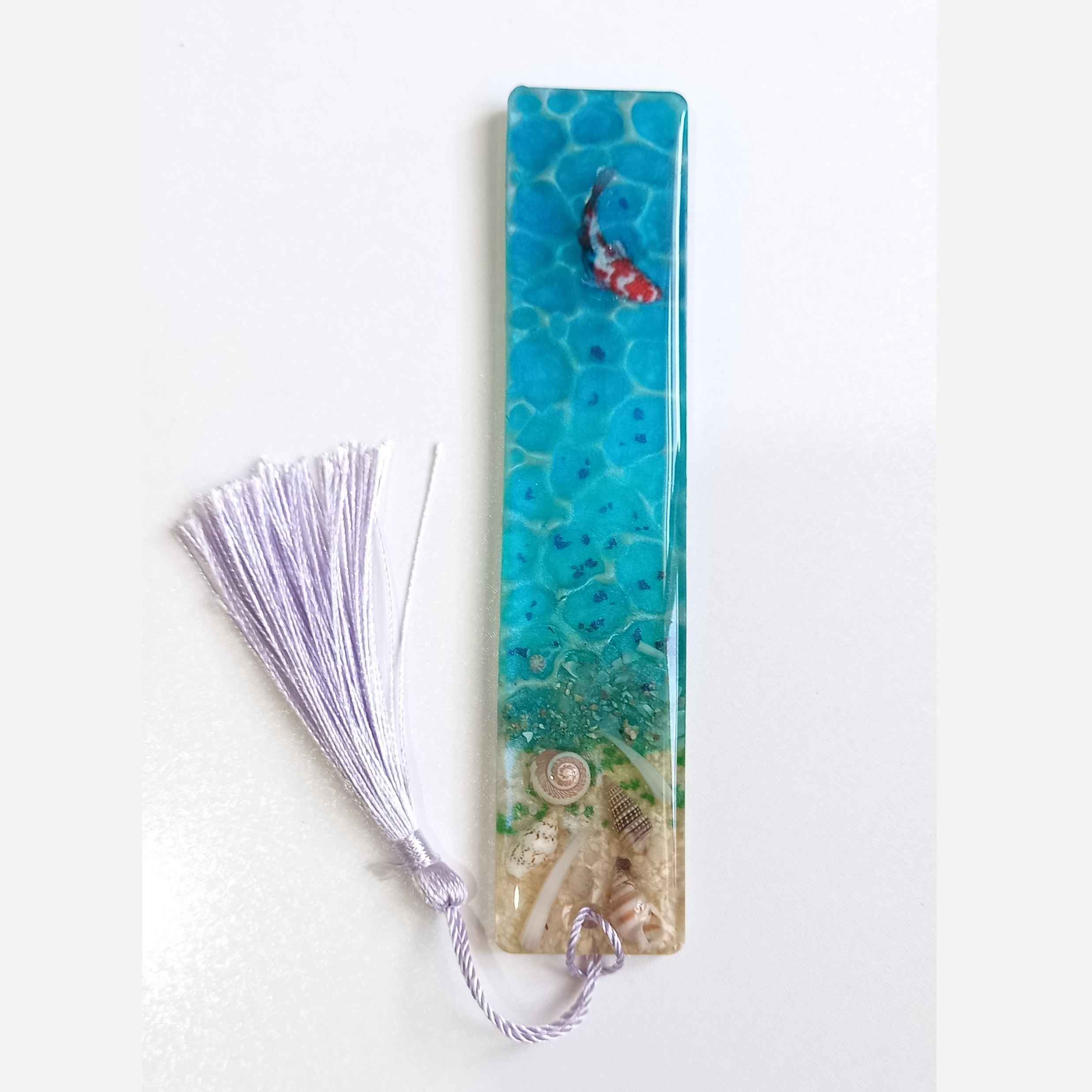 Marque-pages en résine inspiré de la mer – Cadeau unique pour les amateurs de lecture avec sable et coquillages réels