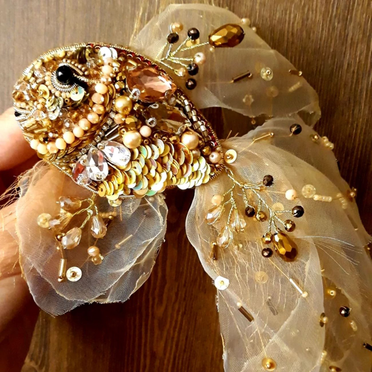 Broche poisson fantaisiste – accessoire coloré et ludique